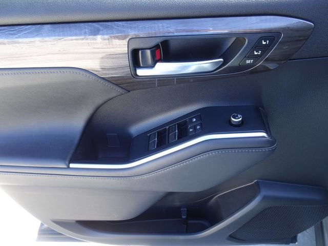 2020 Toyota Highlander Platinum