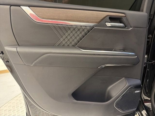 2025 GMC Acadia FWD Denali