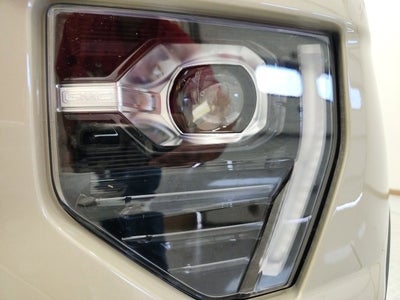 2024 GMC Canyon 4WD AT4