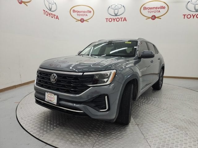 2024 Volkswagen Atlas Cross Sport 2.0T SEL R-Line
