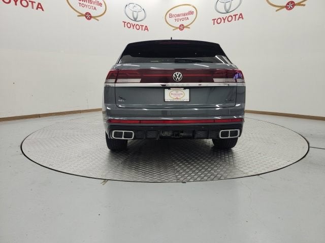 2024 Volkswagen Atlas Cross Sport 2.0T SEL R-Line