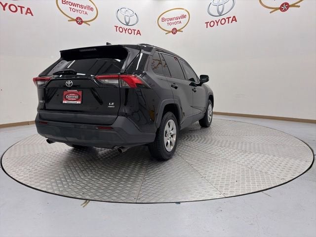 2020 Toyota RAV4 LE
