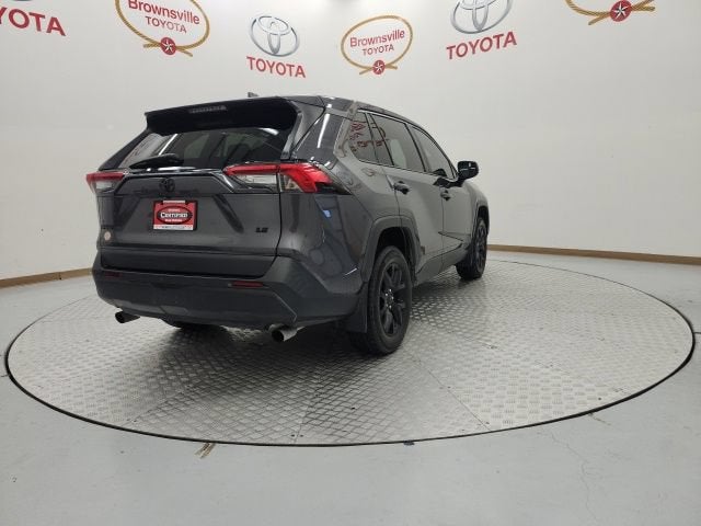 2022 Toyota RAV4 LE
