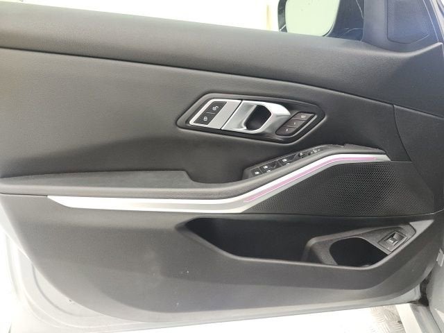 2023 BMW 3 Series 330i