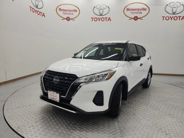 2024 Nissan Kicks S