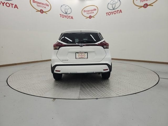 2024 Nissan Kicks S
