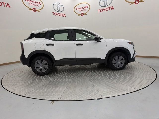 2025 Nissan Kicks S