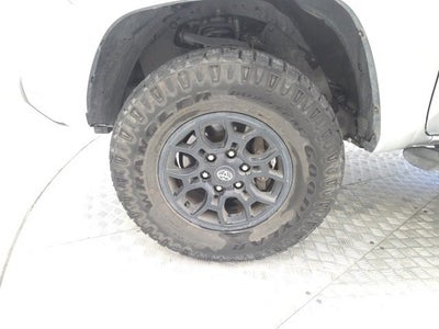 2022 Toyota Tacoma 2WD SR5