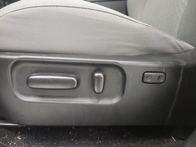 2022 Toyota Tacoma 2WD SR5
