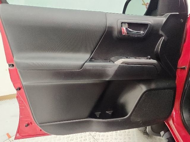 2022 Toyota Tacoma 4WD TRD Off-Road
