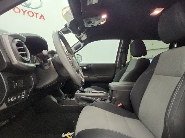 2022 Toyota Tacoma 4WD TRD Off-Road