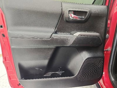 2022 Toyota Tacoma 4WD TRD Off-Road