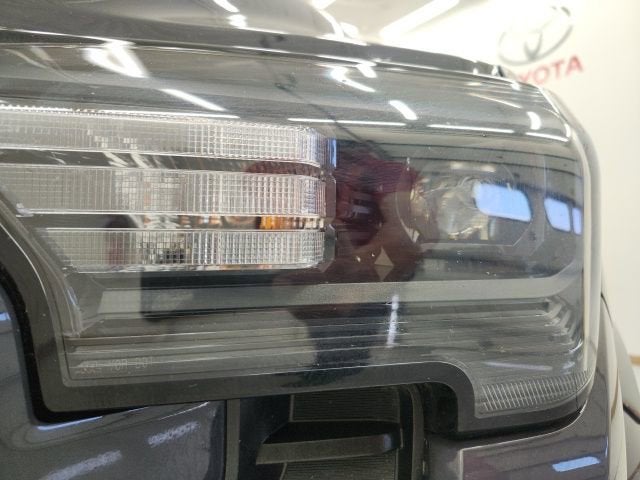 2024 Toyota Tacoma 2WD SR5