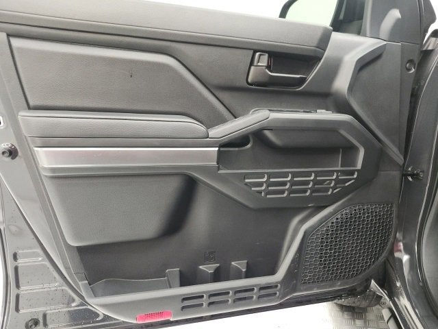 2025 Toyota Tacoma 2WD SR5