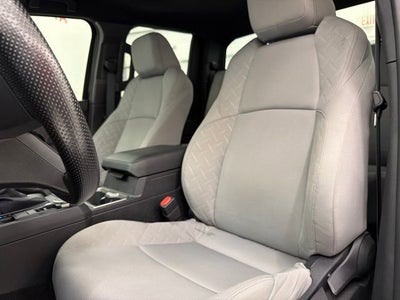 2025 Toyota Tacoma 4WD SR5