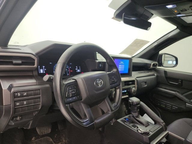 2025 Toyota Tacoma 4WD SR5