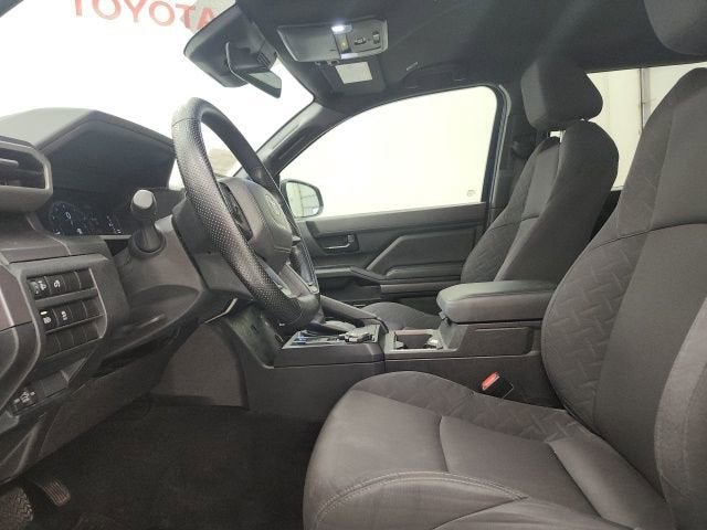 2025 Toyota Tacoma 4WD SR5