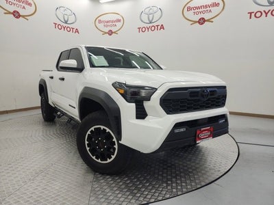 2025 Toyota Tacoma 4WD SR5