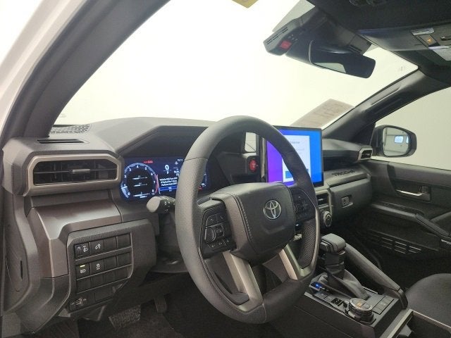 2025 Toyota Tacoma 4WD SR5