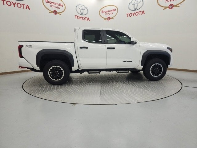2025 Toyota Tacoma 4WD SR5
