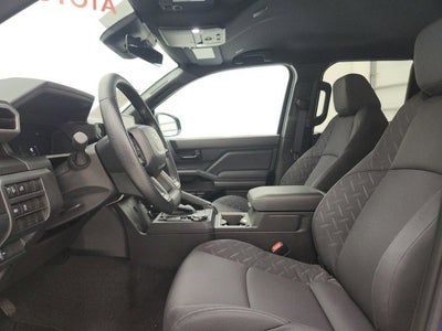 2025 Toyota Tacoma 4WD SR5