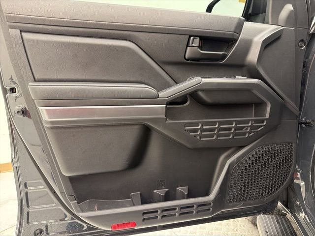 2026 Toyota Tacoma 2WD SR5