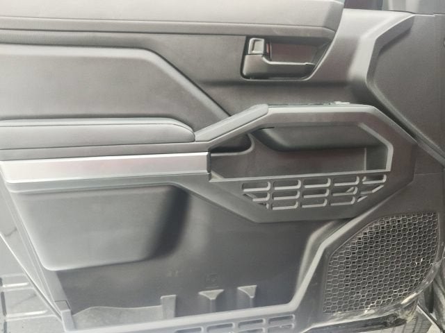 2025 Toyota Tacoma 4WD SR5