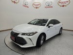 2021 Toyota Avalon Hybrid XLE