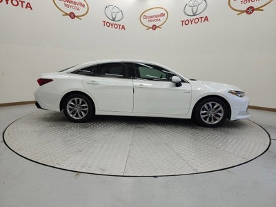 2021 Toyota Avalon Hybrid XLE