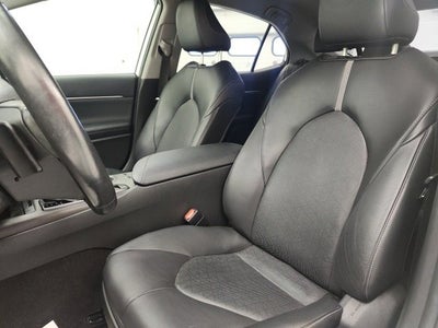 2022 Toyota Camry Hybrid XSE