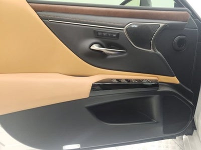 2025 Lexus ES ES 300h Ultra Luxury