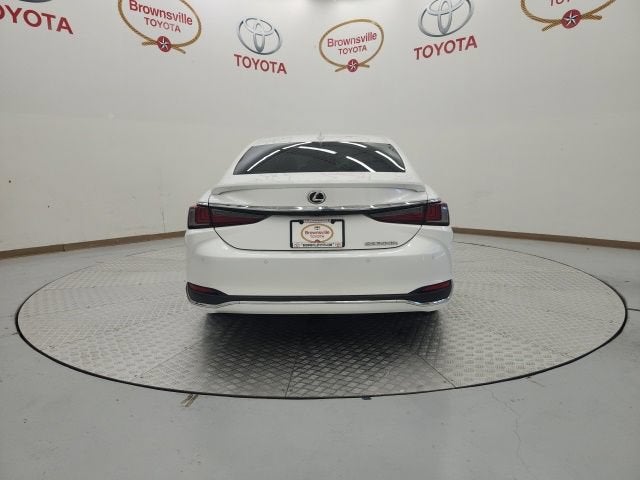2025 Lexus ES ES 300h Ultra Luxury