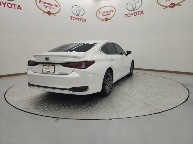 2025 Lexus ES ES 300h Ultra Luxury