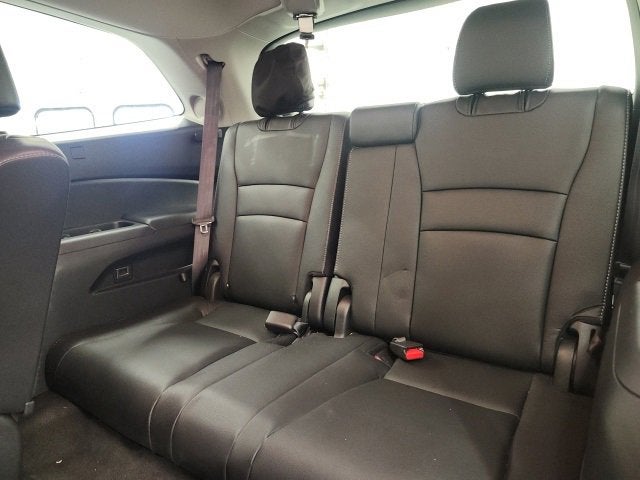 2022 Honda Pilot Touring 8-Passenger