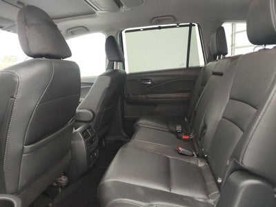 2022 Honda Pilot Touring 8-Passenger