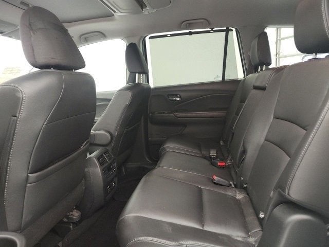2022 Honda Pilot Touring 8-Passenger