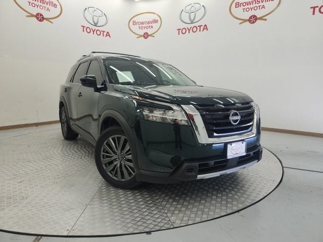 2024 Nissan Pathfinder SL