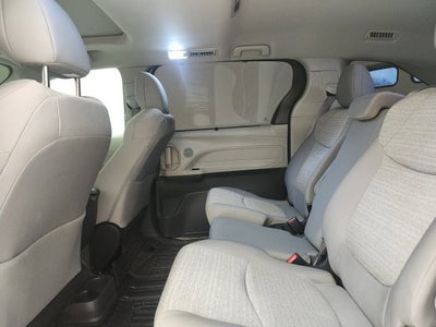 2023 Toyota Sienna LE