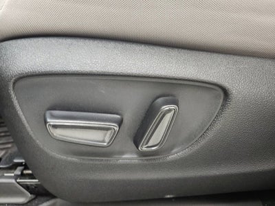 2023 Toyota Sienna LE