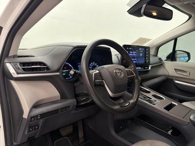 2021 Toyota Sienna LE