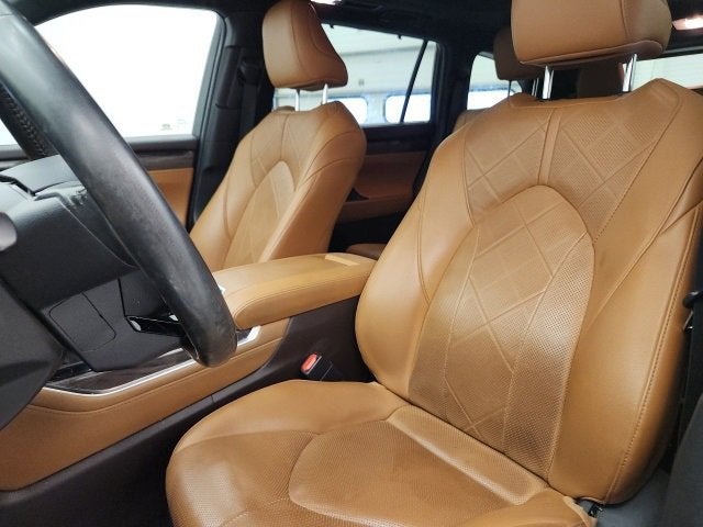 2020 Toyota Highlander Hybrid Platinum