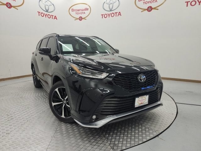 2022 Toyota Highlander XSE
