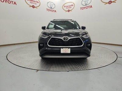 2023 Toyota Highlander Platinum