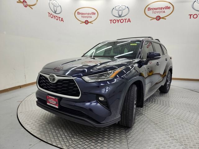 2024 Toyota Highlander LE