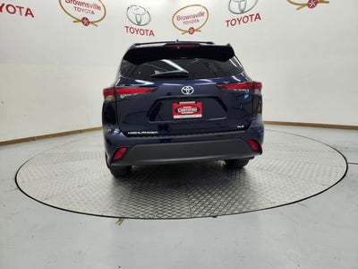 2024 Toyota Highlander LE