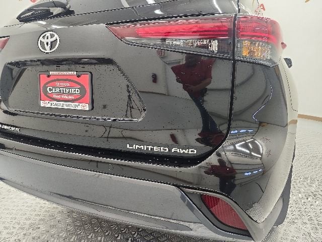 2025 Toyota Highlander Limited