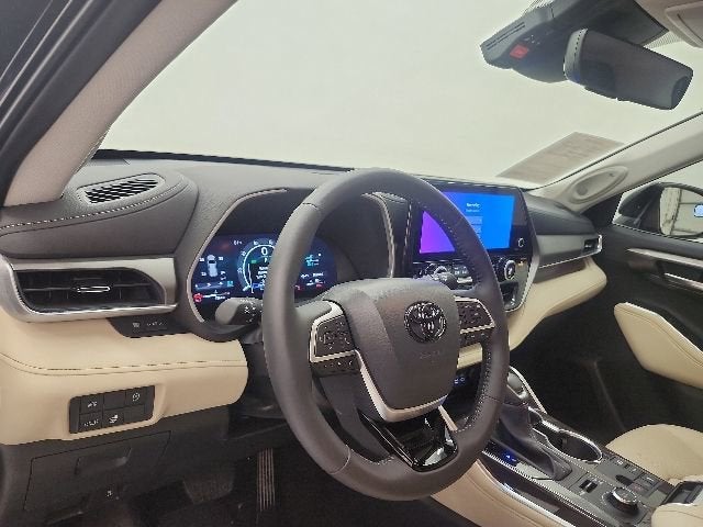 2025 Toyota Highlander Limited