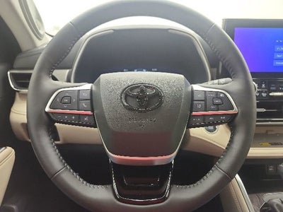 2025 Toyota Highlander Limited