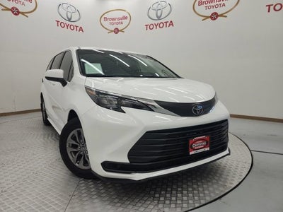 2026 Toyota Sienna LE