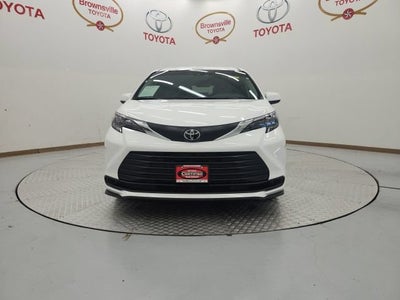 2026 Toyota Sienna LE